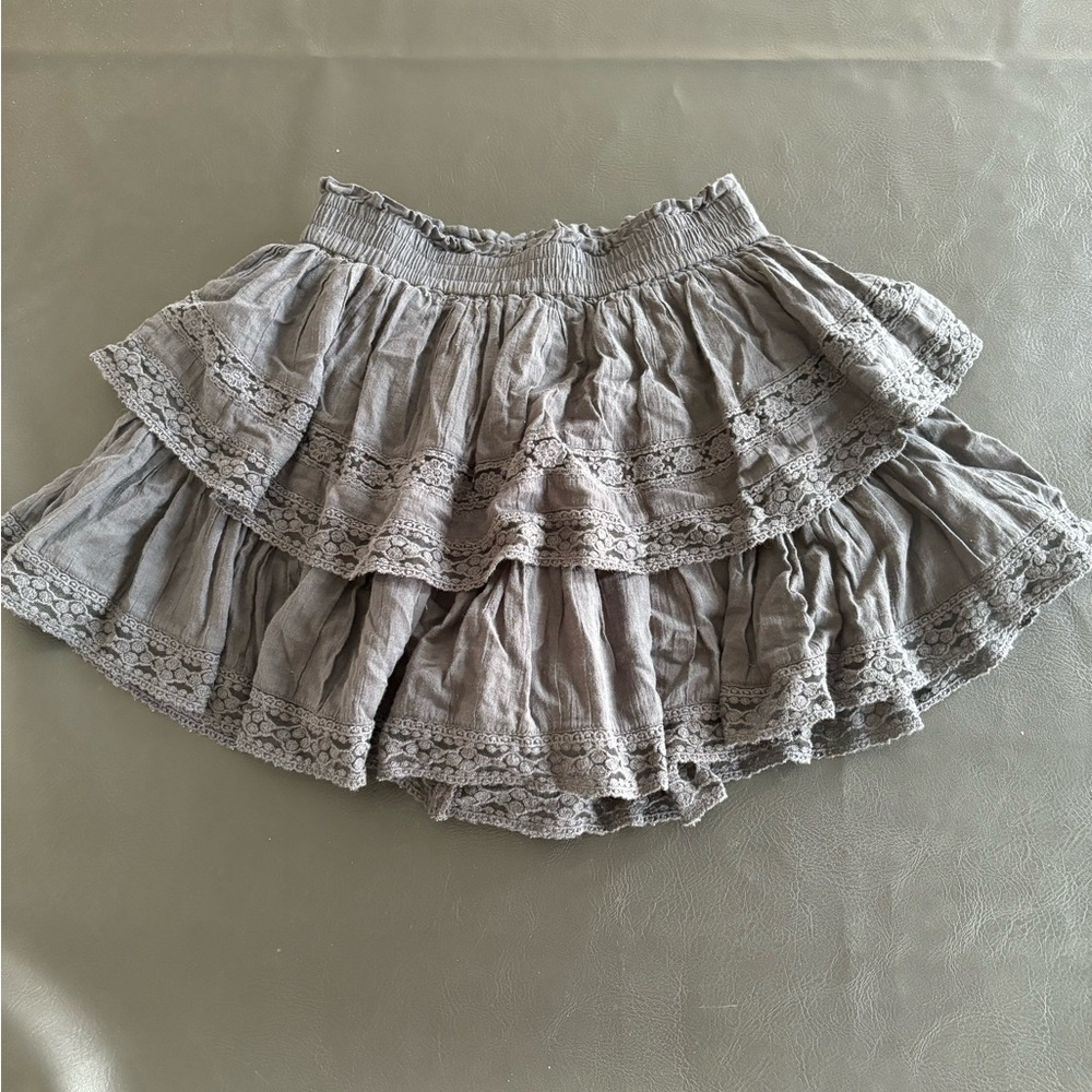 Black American Eagle ruffle skort